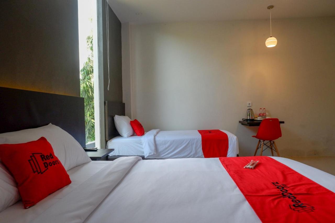 Reddoorz Plus Near Solo Baru 외부 사진