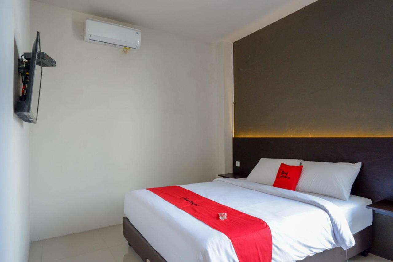 Reddoorz Plus Near Solo Baru 외부 사진