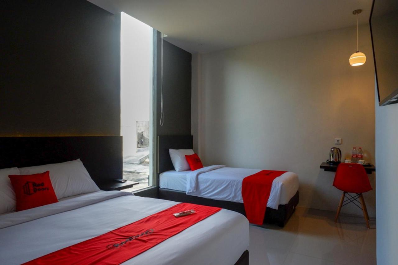 Reddoorz Plus Near Solo Baru 외부 사진