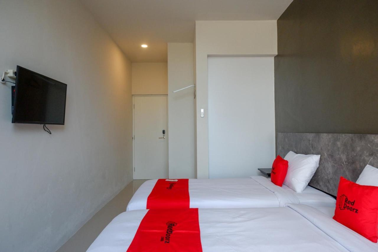 Reddoorz Plus Near Solo Baru 외부 사진