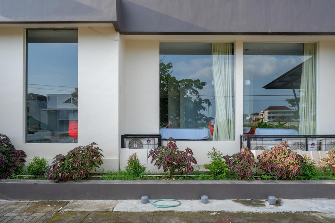 Reddoorz Plus Near Solo Baru 외부 사진